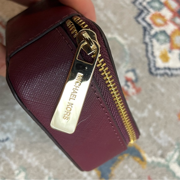 Michael Kors Travel Jewelry Case - Picture 2 of 6